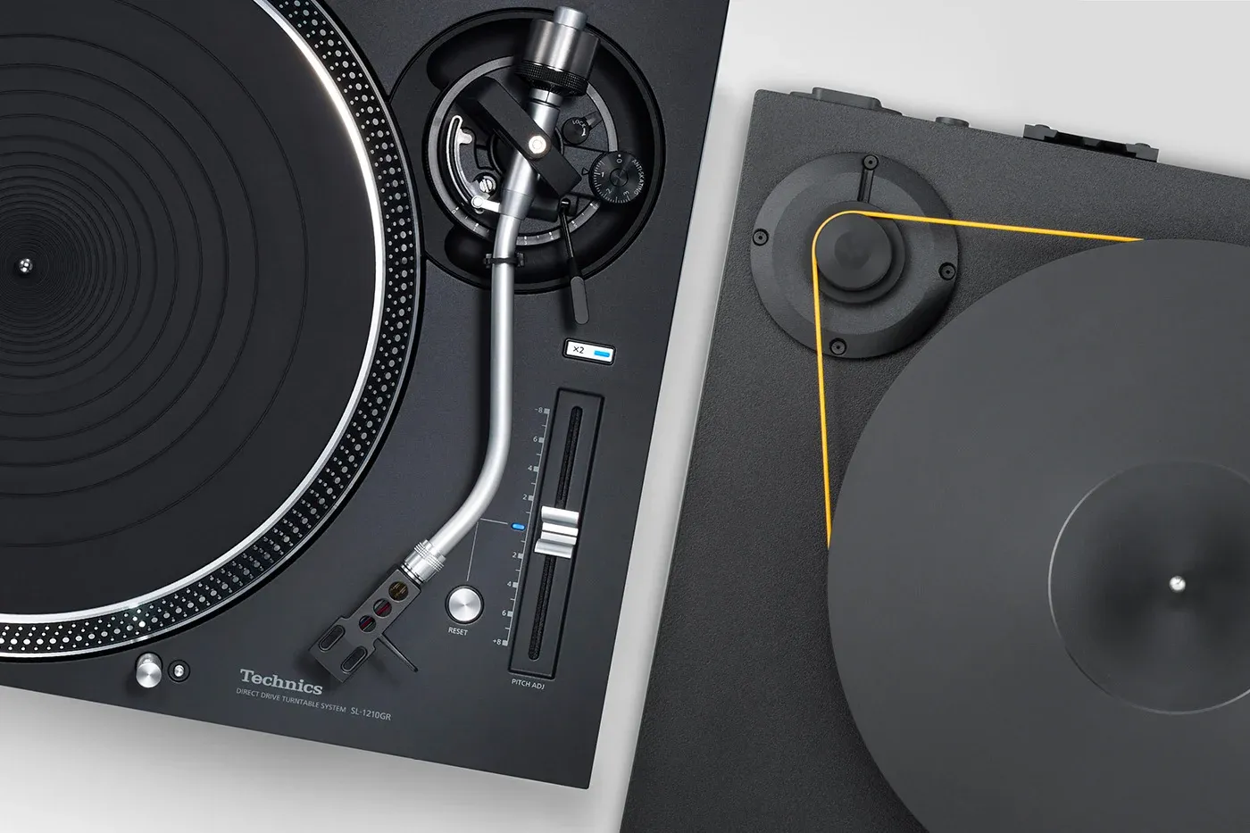 Vinyl’s Modern Revival:  Choosing the Right Turntable for Beginners